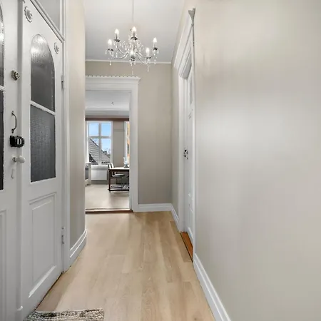 Experience The Luxury Lifestyle 100m From Bryggen! Appartement